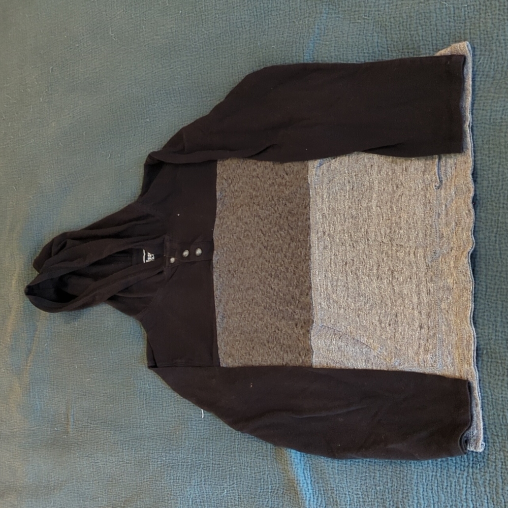 Urban Pipeline boys large hoodie